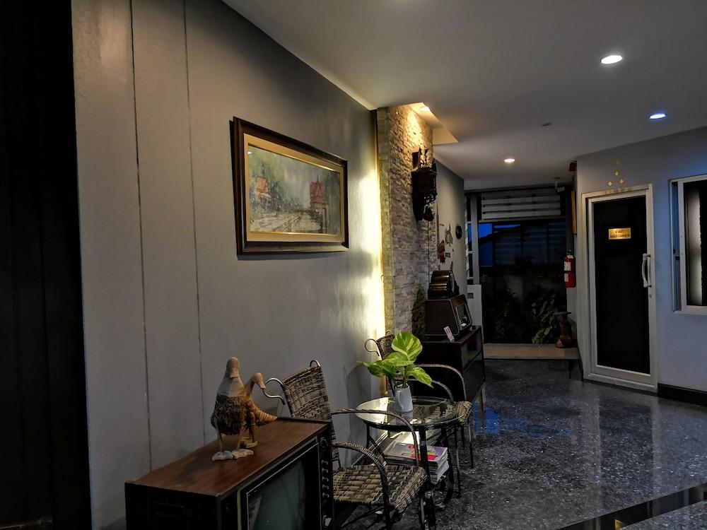 Baan Suksiri Hotel HHQ Exterior foto